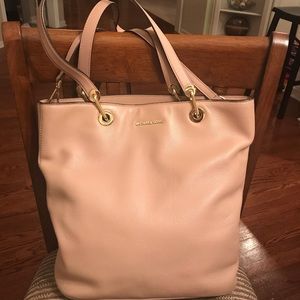 Michael Kors crossbody